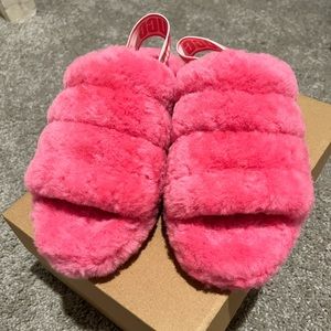BRAND NEW UGG Fluff Yeah Slides!